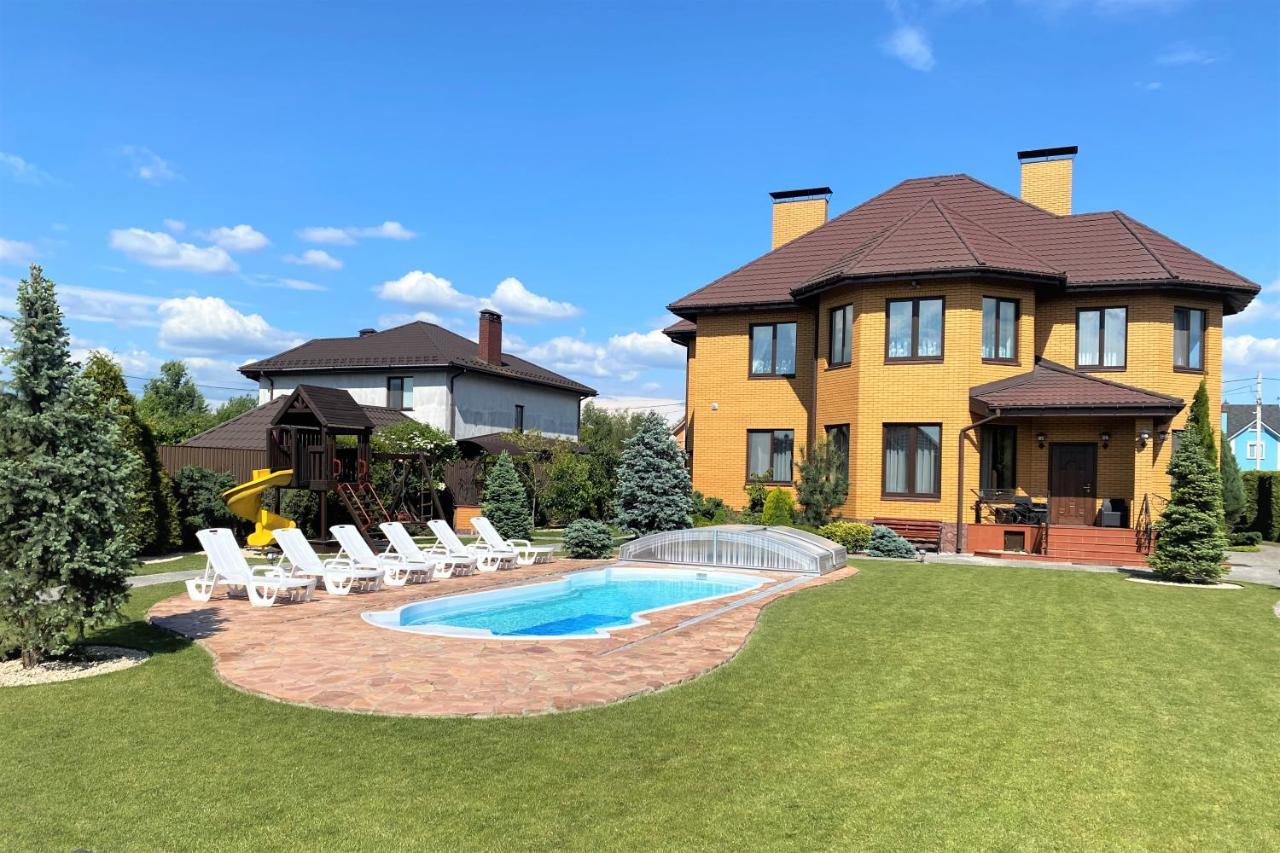 Villa Miliy Dom Myla Exterior photo