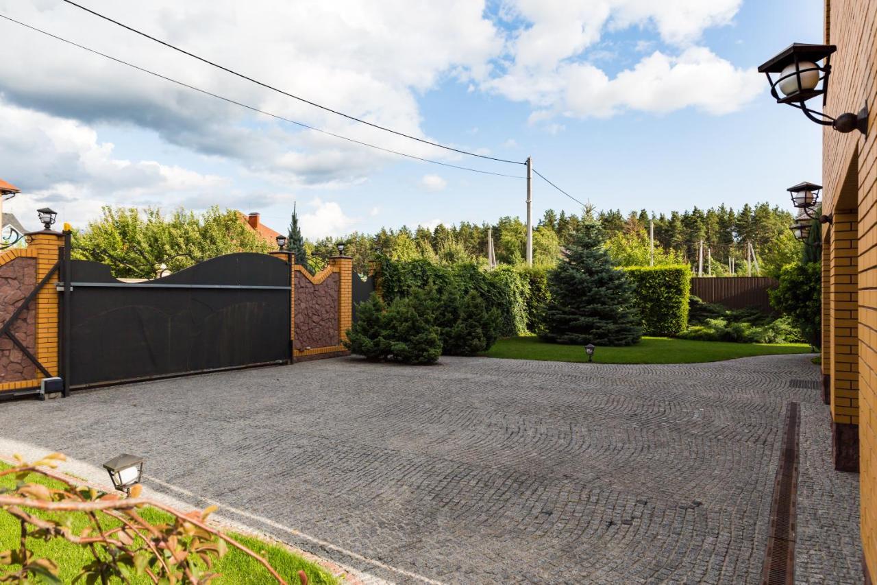 Villa Miliy Dom Myla Exterior photo