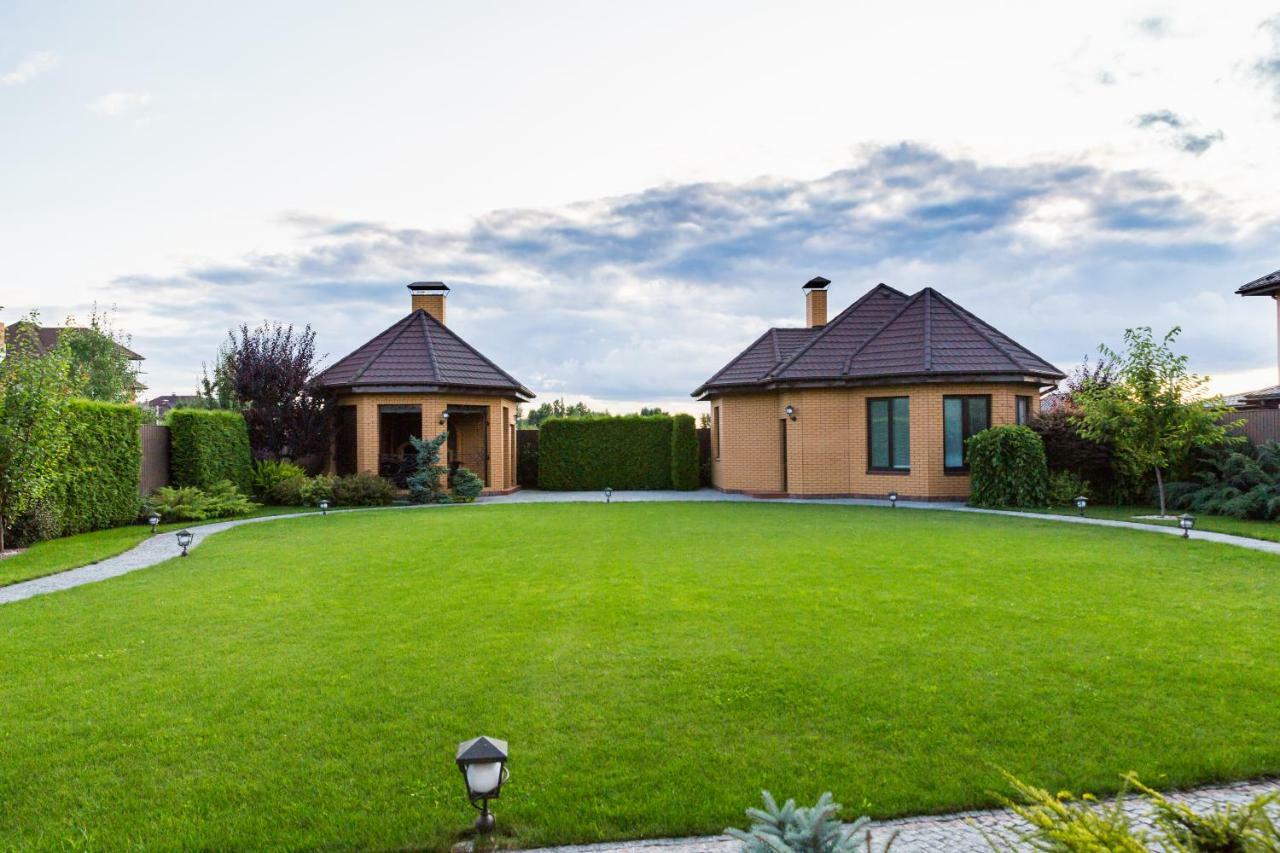 Villa Miliy Dom Myla Exterior photo